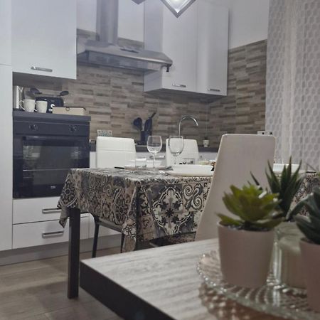 Casa Vacanze Sul Corso 기아레 외부 사진