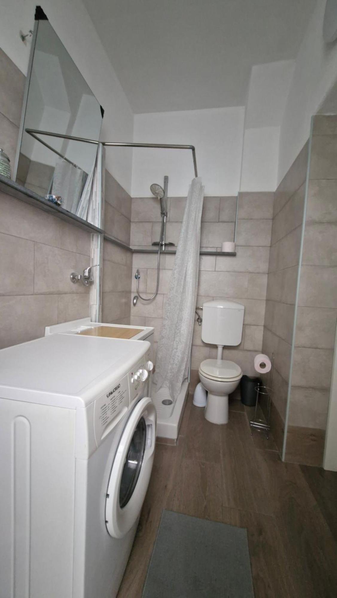 Casa Vacanze Sul Corso 기아레 외부 사진